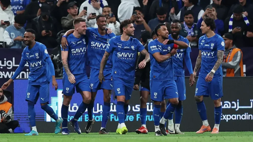 قائمة استثنائية.. موقف أجانب الهلال من مواجهة نيوم في الجولة 16 بالدوري السعودي